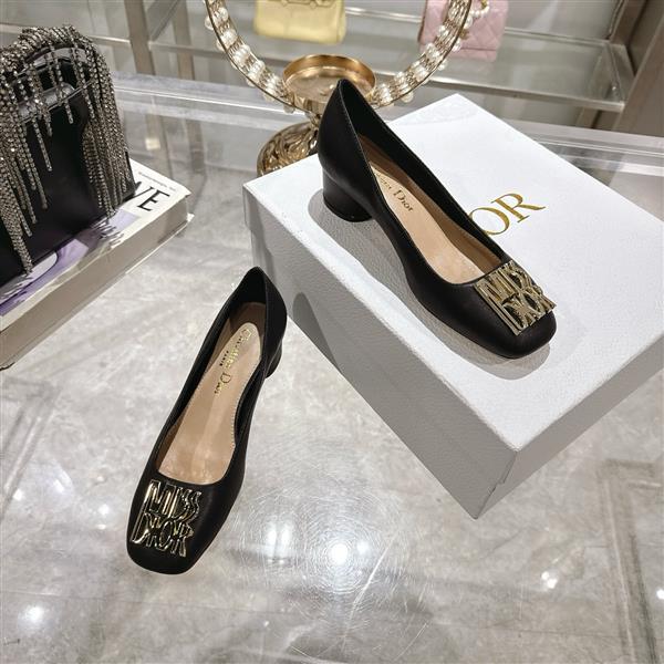 20251127171541581 270